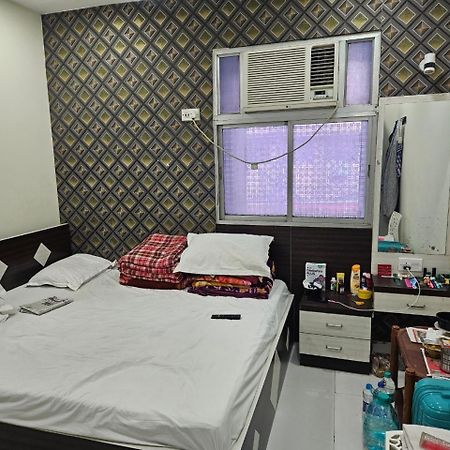 Hotel Elliot Comfort Inn Kolkata Exterior photo